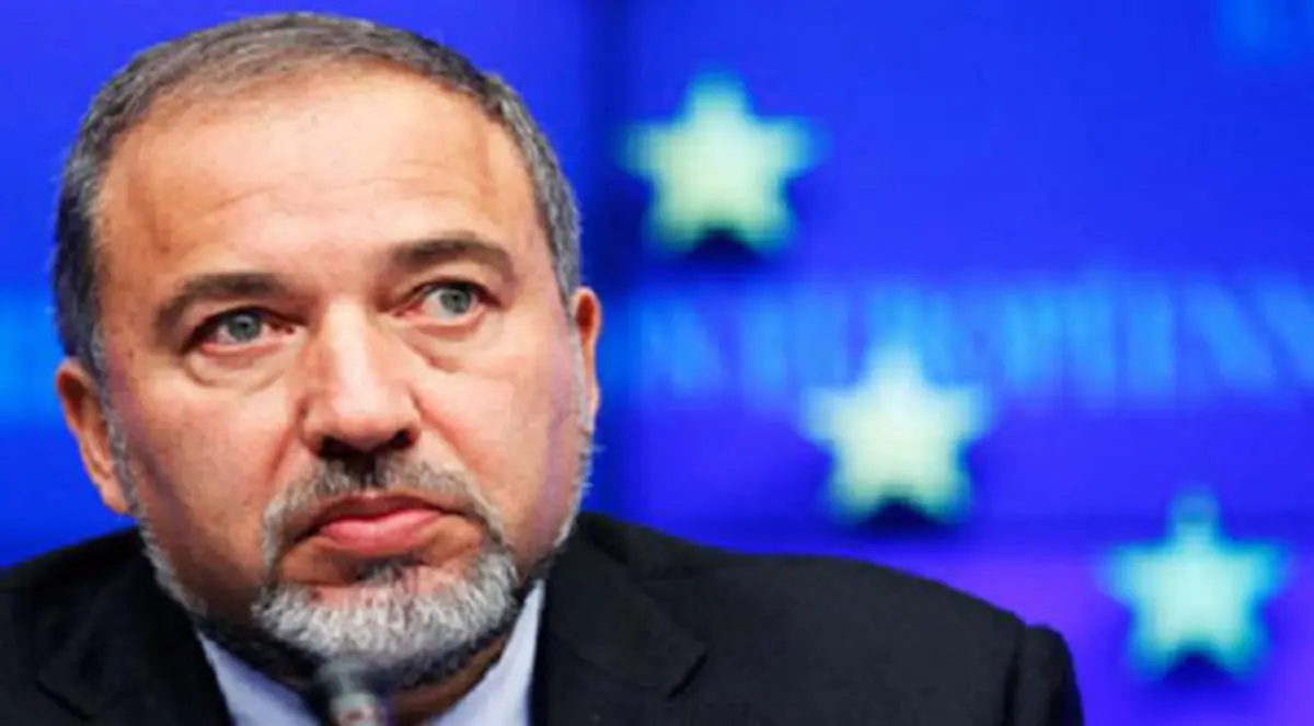 ليبرمان: محمود عباس لا يمثِّل الغالبيّة الفلسطينية