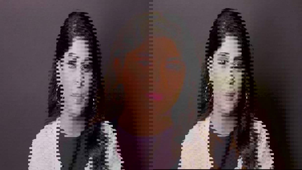 زارا البلوشي تعيد الجدل حول هوية طليقها الأخير