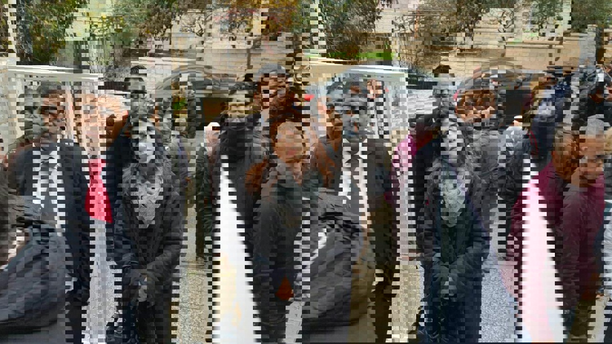 شقيق النائبة الأردنية السابقة هند الفايز: اعتقالها سياسي (فيديو)