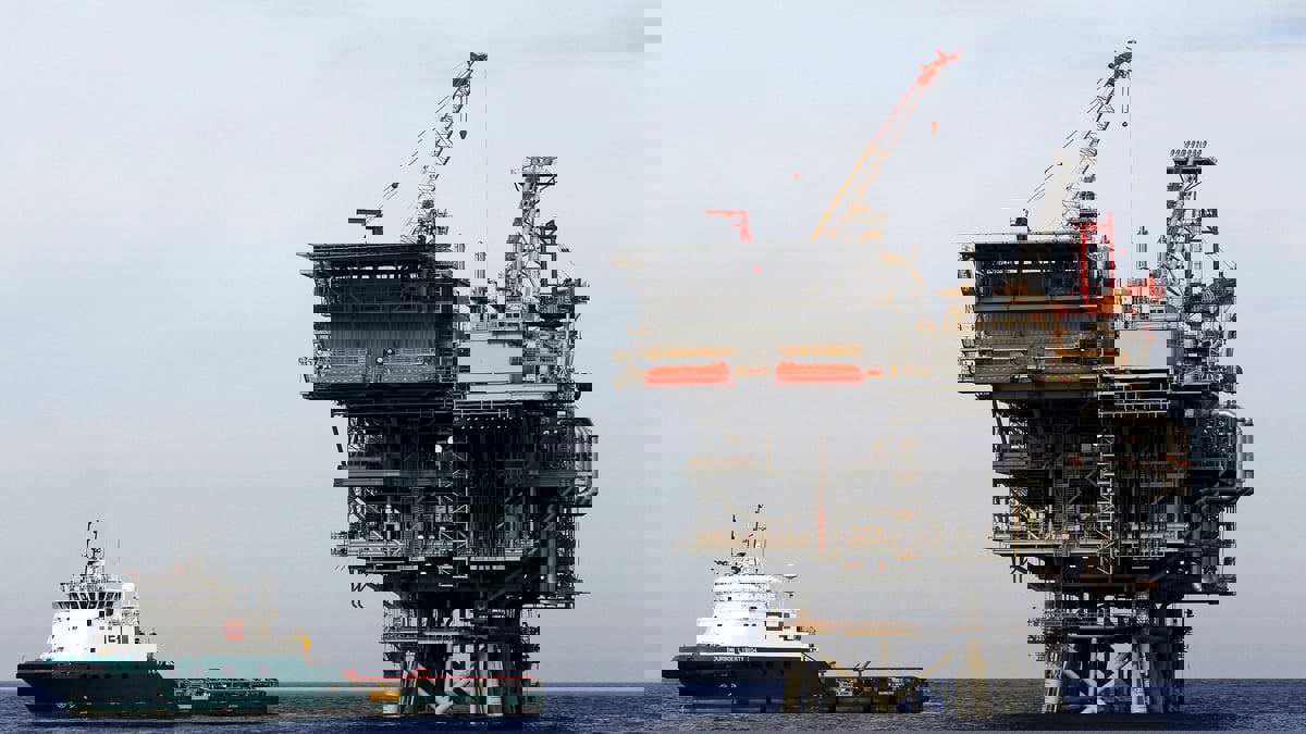 "بي.بي" و"إيني" تفوزان بحقوق تنقيب بحري عن الغاز في مصر