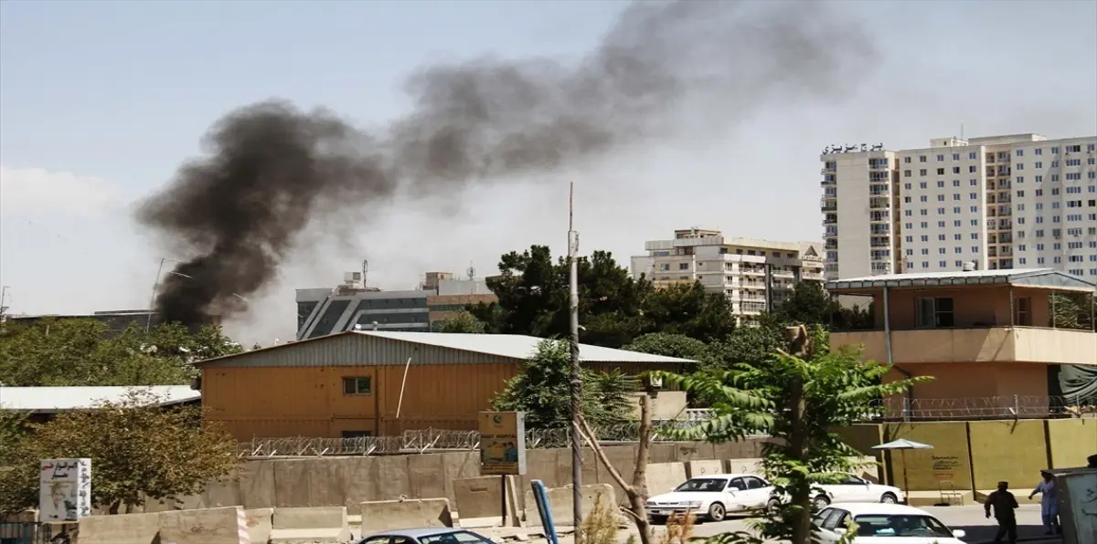 طهران تعلن إصابة صحفي إيراني في هجوم السفارة العراقية بكابول