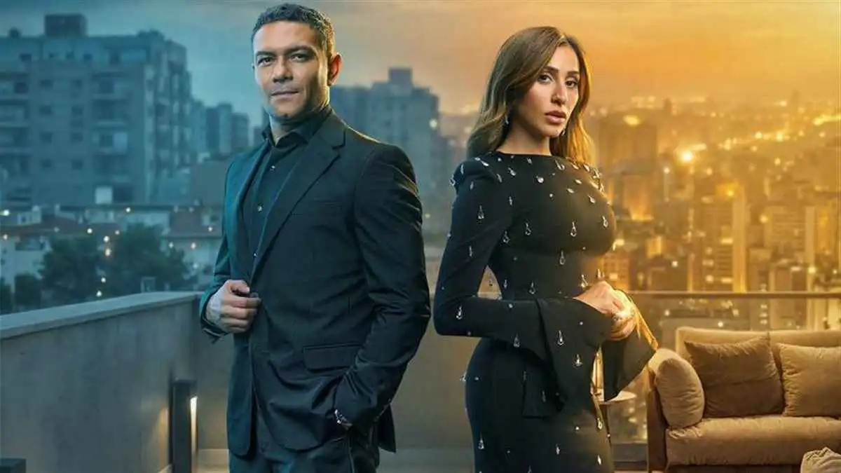 "اتنين غيرنا".. مفاجآت صادمة حول حياة المشاهير