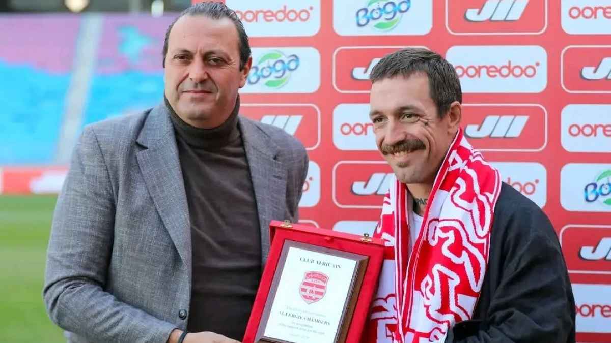 ما حقيقة العلاقة بين شامبيرز ولاعبة الكرة الطائرة في الإفريقي التونسي؟ (صورة)