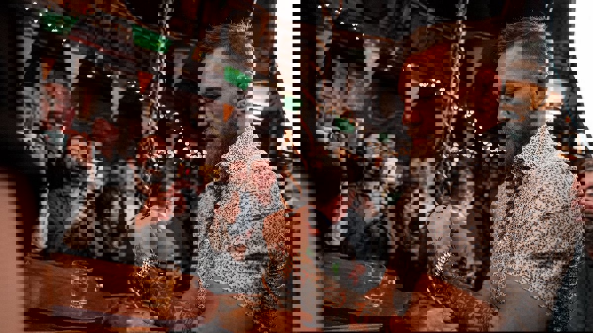 مكغريغور يعتزل الفنون القتالية المختلطة رسميًّا