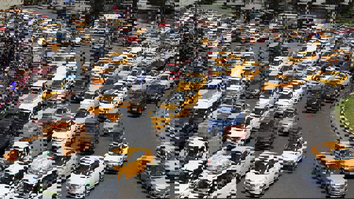 مع ارتفاع وتيرة الحوادث.. فرض "حزام الأمان" يثير جدلاً واسعاً في العراق