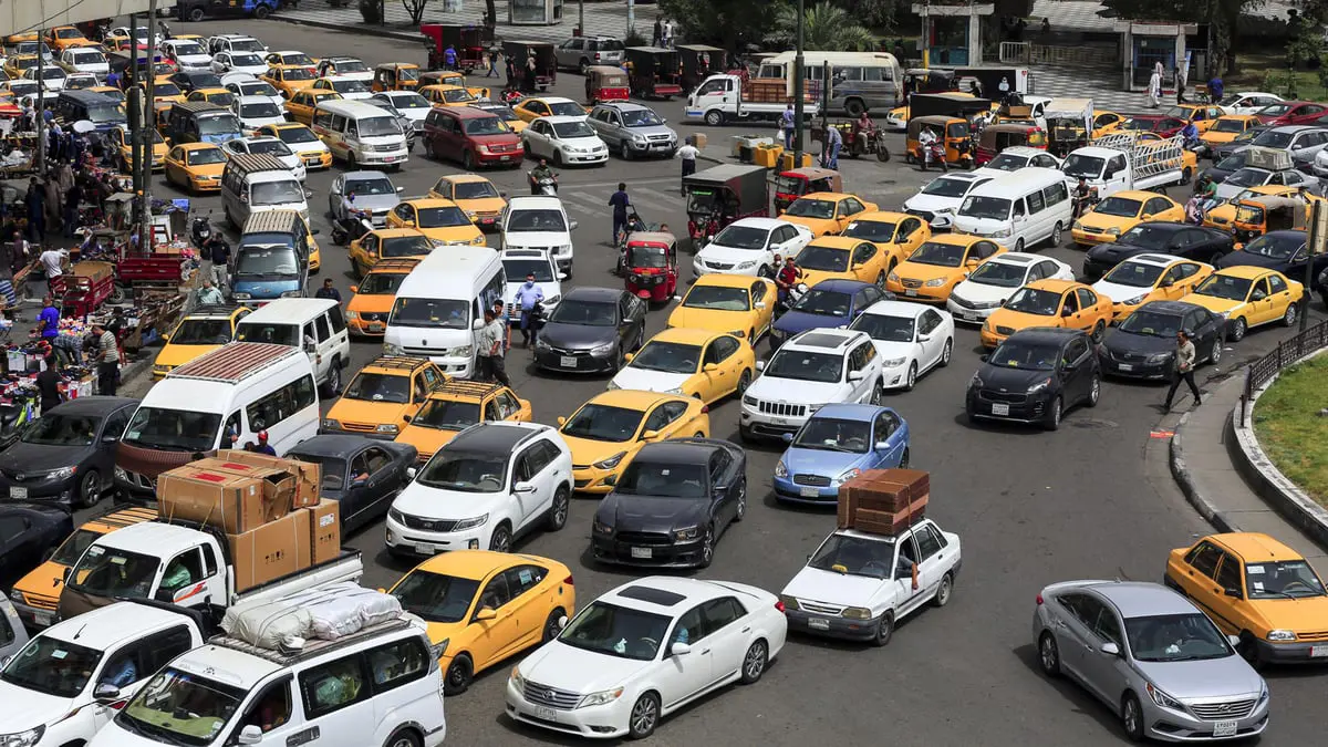 مع ارتفاع وتيرة الحوادث.. فرض "حزام الأمان" يثير جدلاً واسعاً في العراق