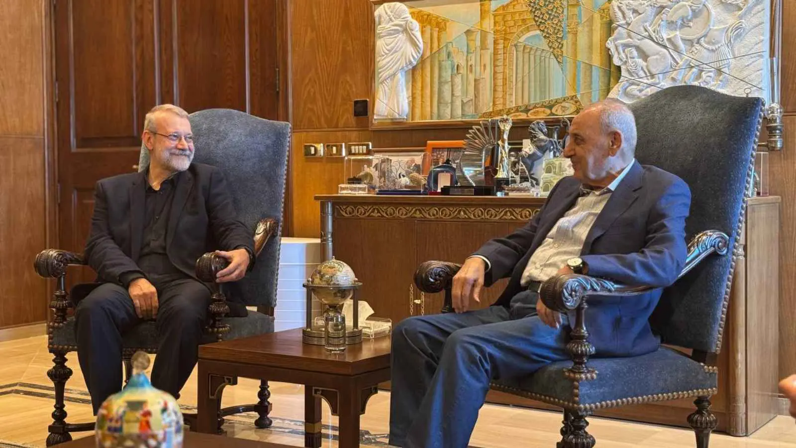 لاريجاني: إيران ستدعم الرئيس الذي يختاره اللبنانيون