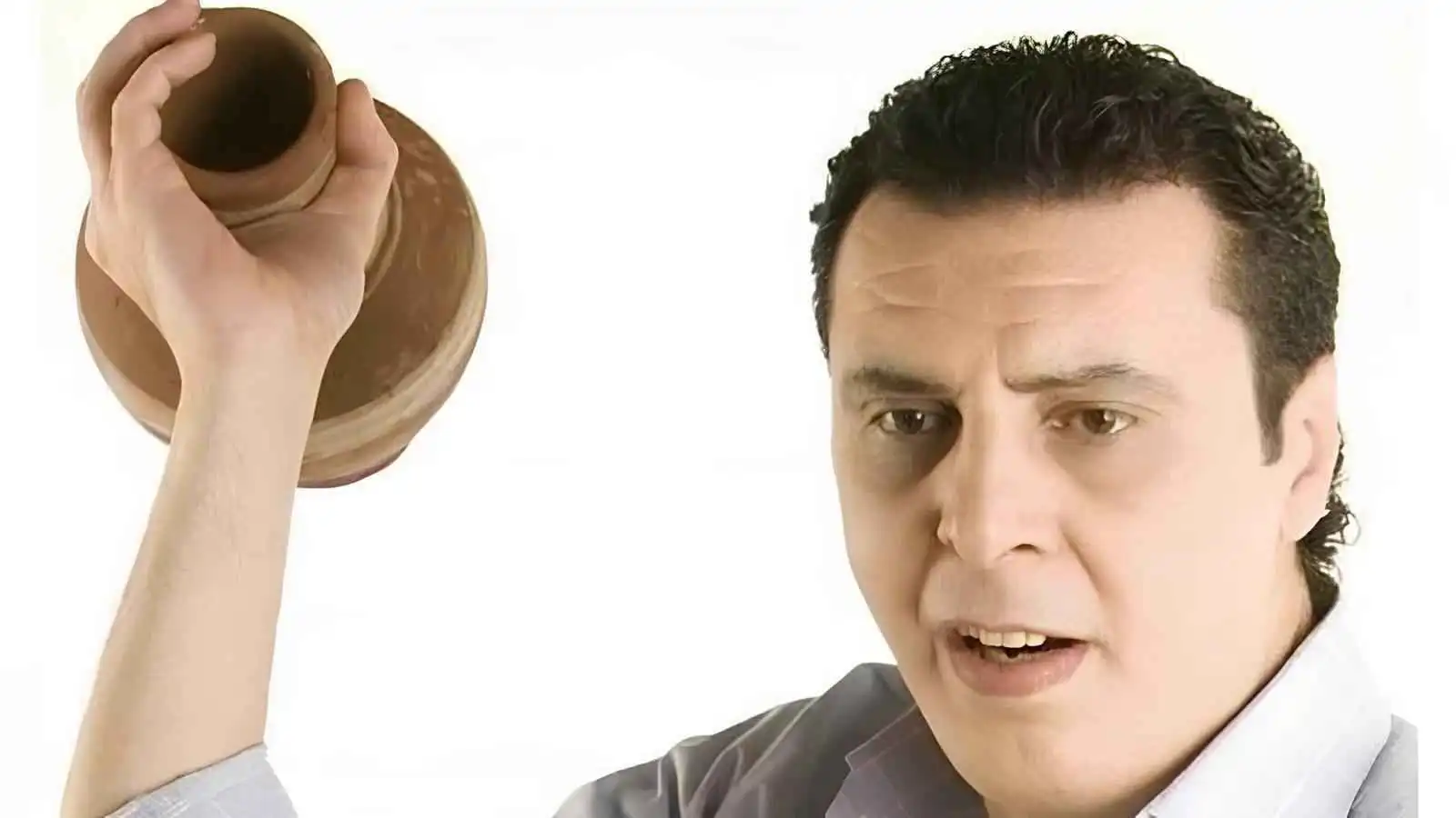 رحيل الفنان والمؤلف المصري طارق الأمير عن 60 عاما