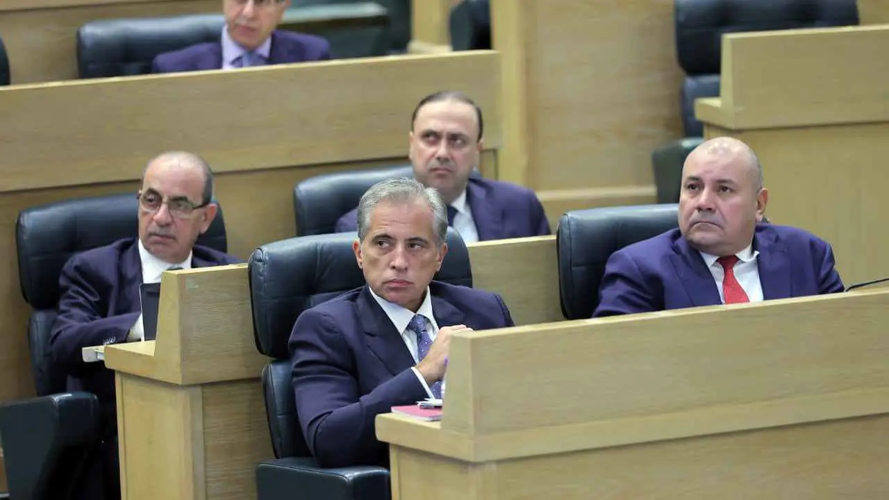 خطاب ناعم لنواب "الإخوان" بمناقشات الثقة على الحكومة الأردنية