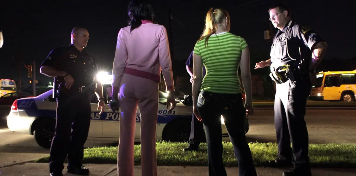 معركة وحشية بين 6 نساء في أحد شوارع نيويورك (صور)