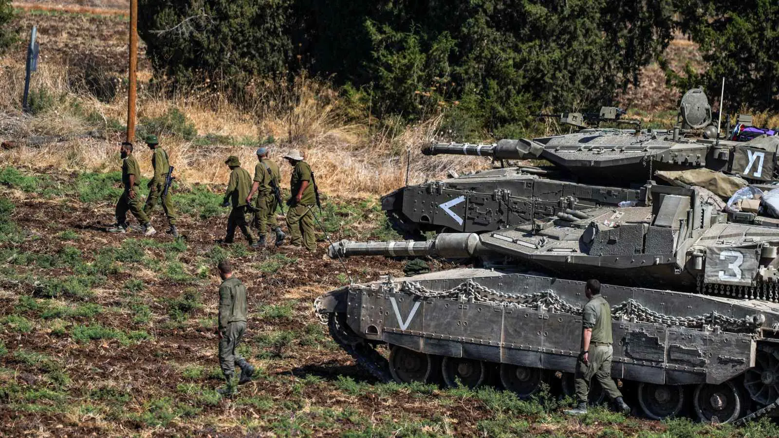 الجيش الإسرائيلي يعيد "لواء الجليل" للسيطرة على الحدود مع لبنان