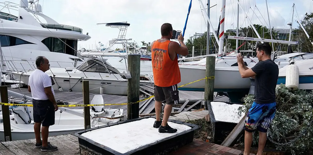 شاهد آثار الدمار الهائل لإعصار إرما في فلوريدا (صور وفيديو)