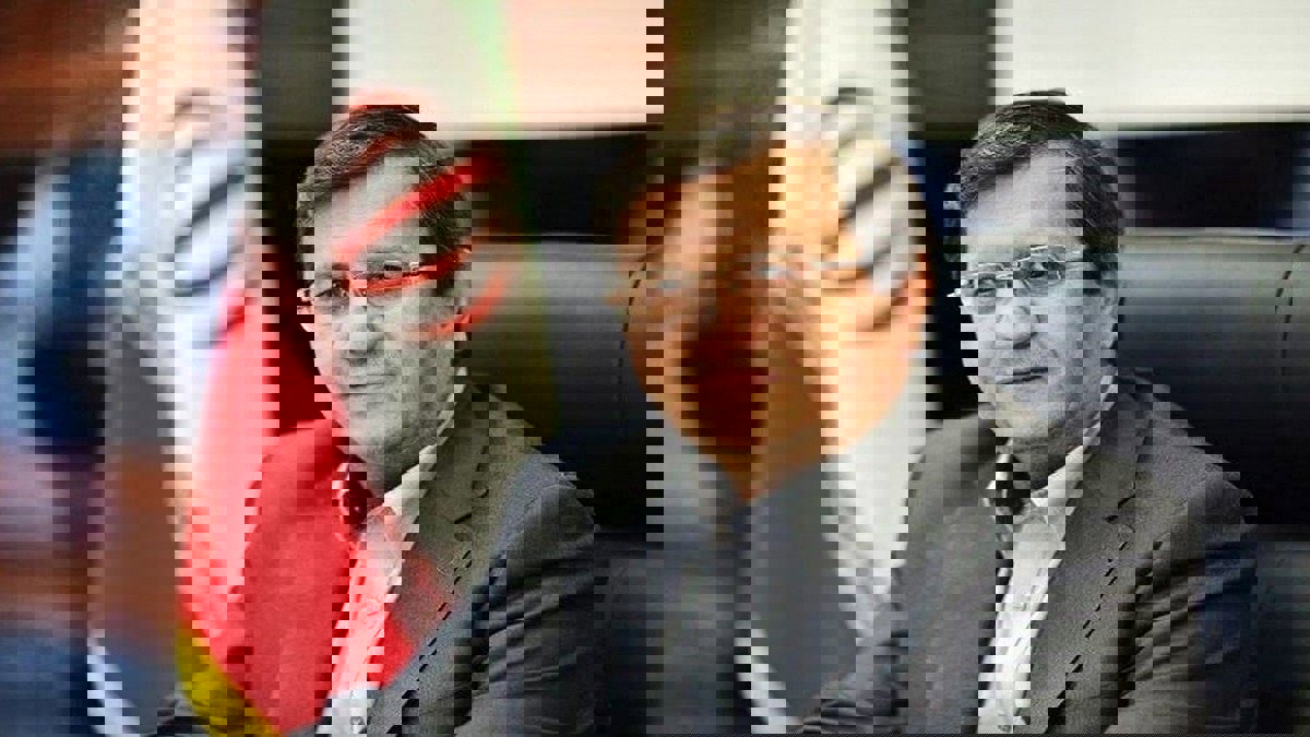 حزب كروبي يعلن دعمه للمرشح المعتدل عبدالناصر همتي في الانتخابات الإيرانية