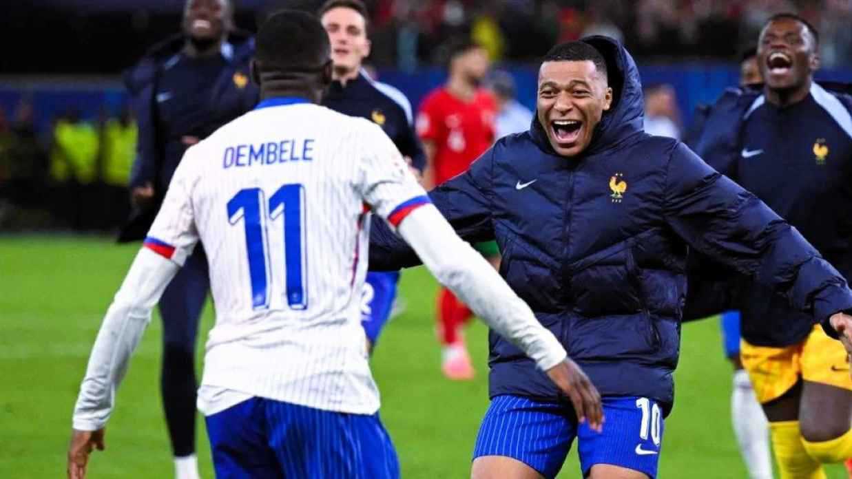 تعليق لافت.. رد فعل مبابي بعد فوز عثمان ديمبلي بالكرة الذهبية (صورة)