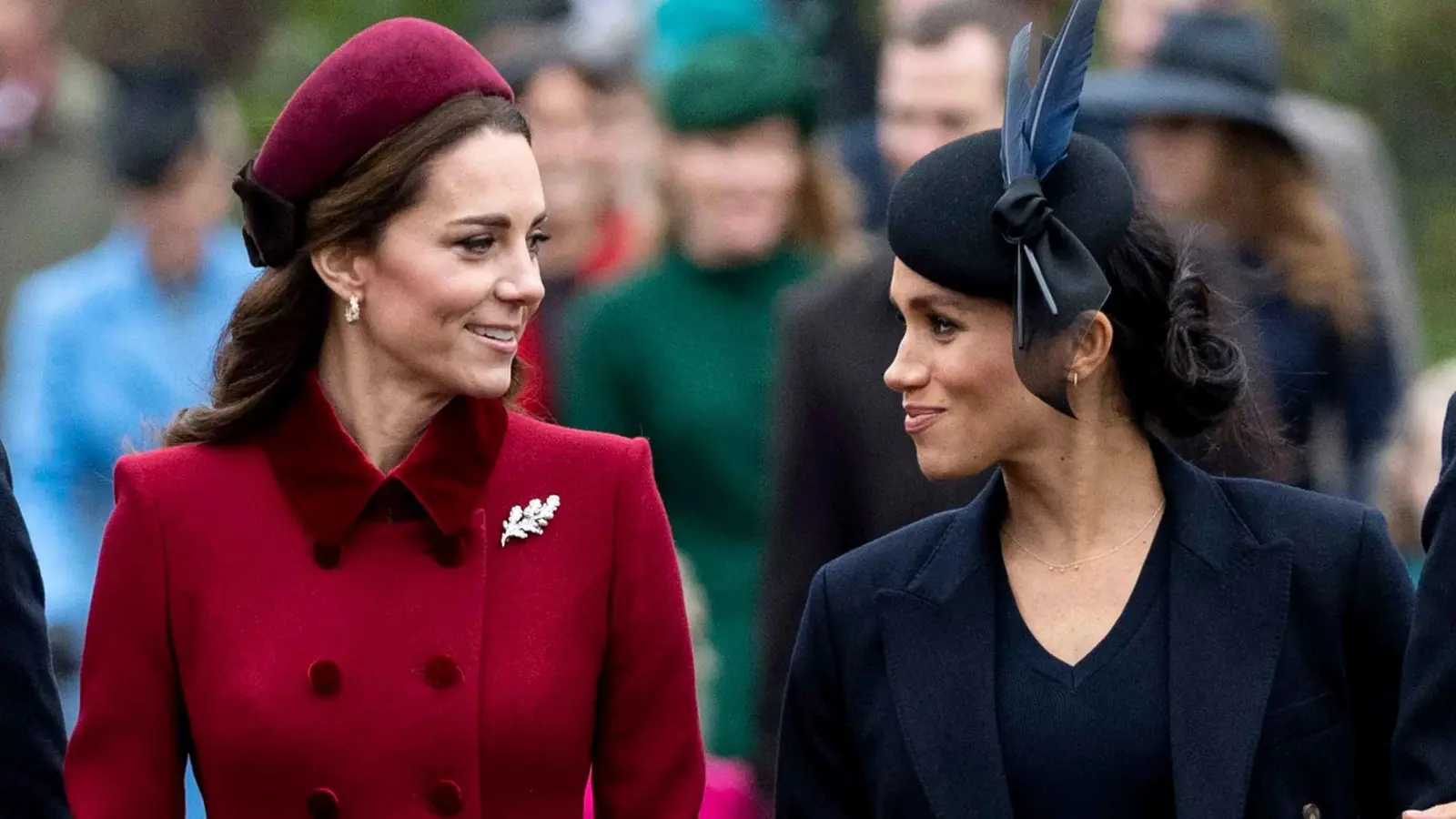 أسنان "الأمراء" تحت الأضواء.. ميغان ماركل تشعل المقارنة مع الأميرة كيت