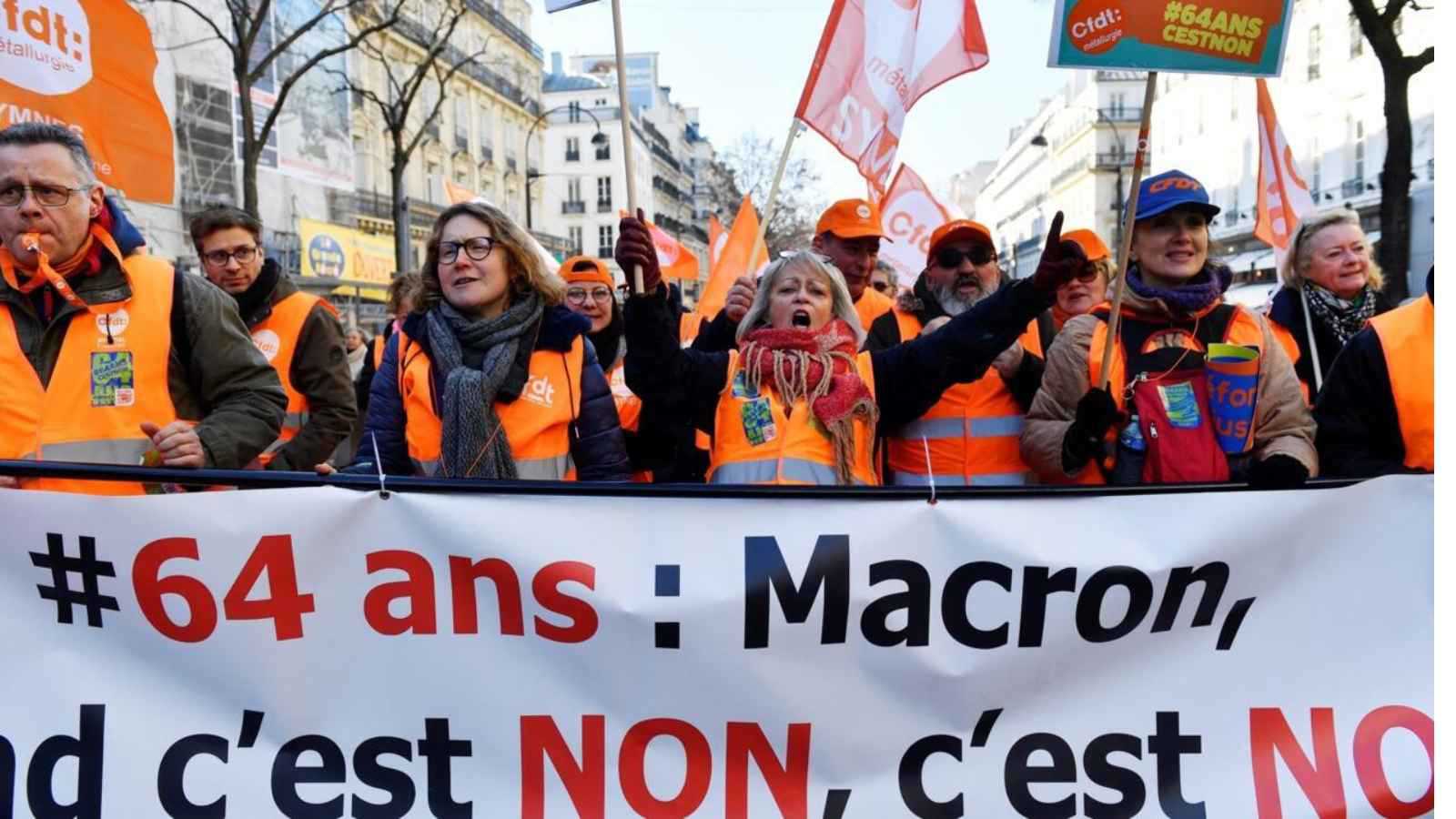 "اليوم الكبير".. دعوات لإضراب وطني في فرنسا احتجاجاً على خطط الحكومة