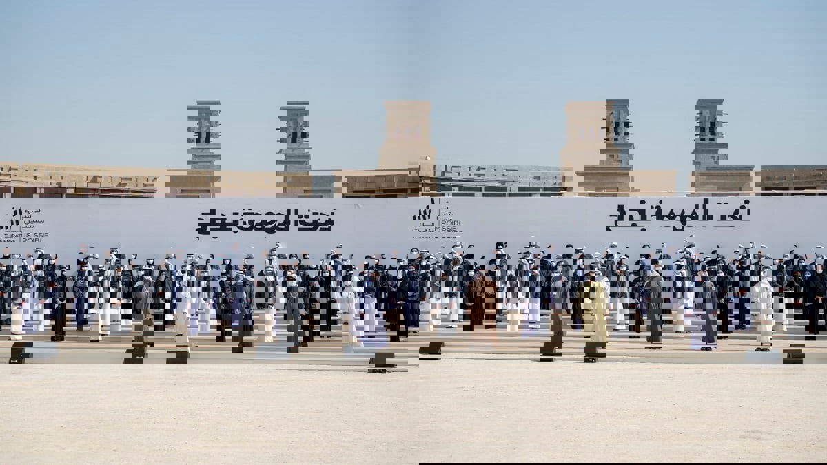 محمد بن راشد ومحمد بن زايد يكرمان فريق "مسبار الأمل" (فيديو)