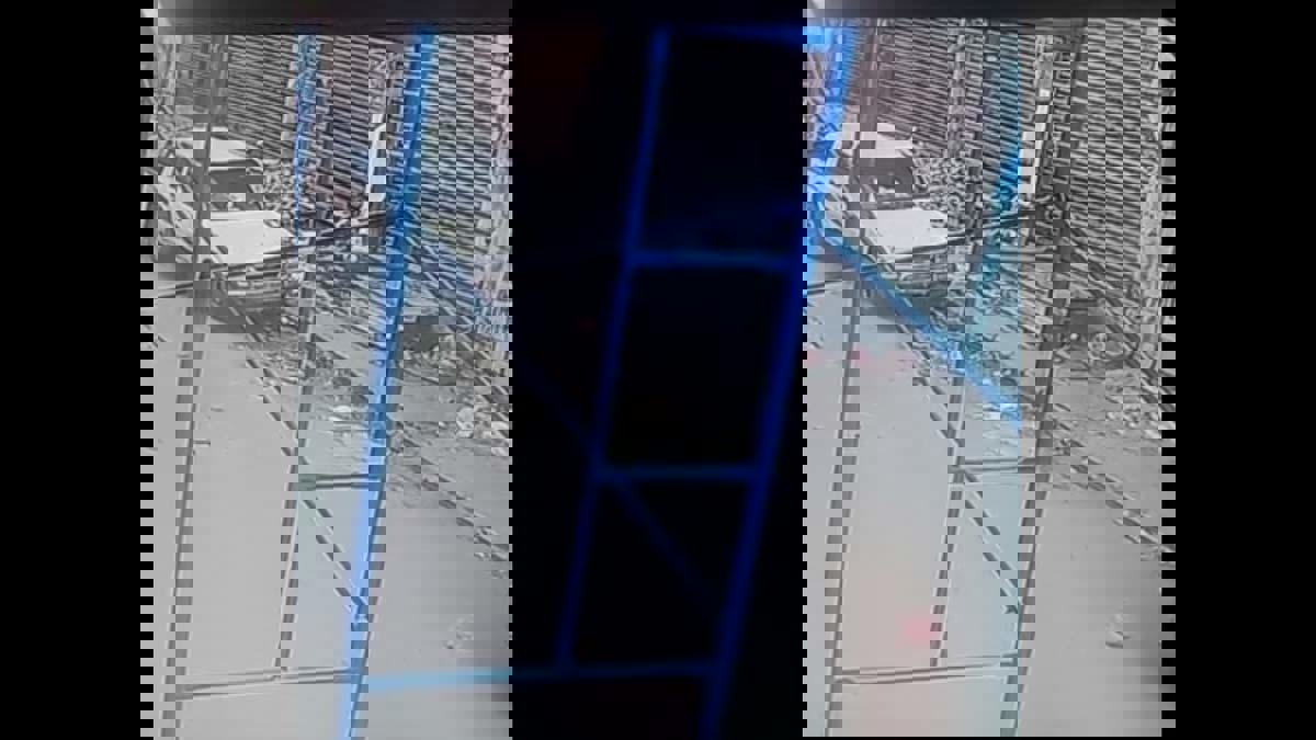 بعد انتشار فيديو الجريمة.. سارق يمني يعيد سيارة لصاحبها ويطلب المسامحة