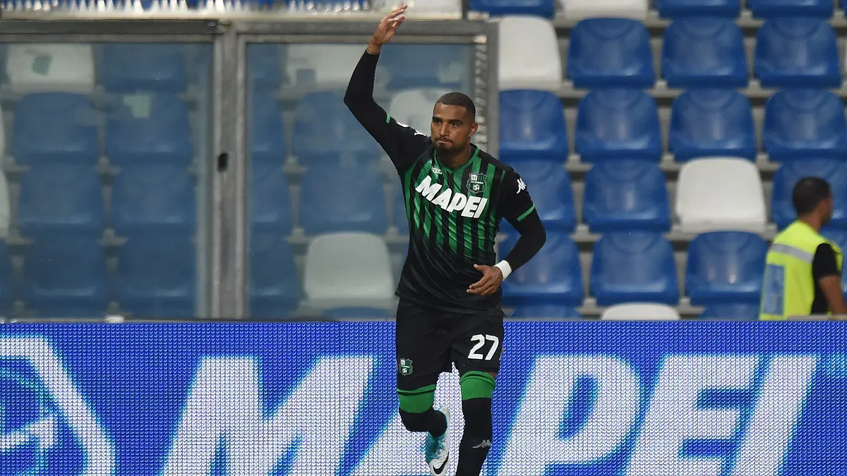 رسميًا.. نادي برشلونة يضم كيفن برينس بواتينغ (فيديو)