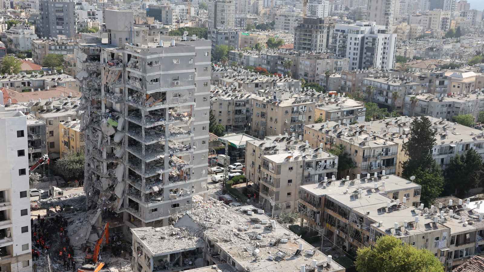 بينهم 3 أطفال.. مقتل 5 أوكرانيين في الضربات الإيرانية على إسرائيل