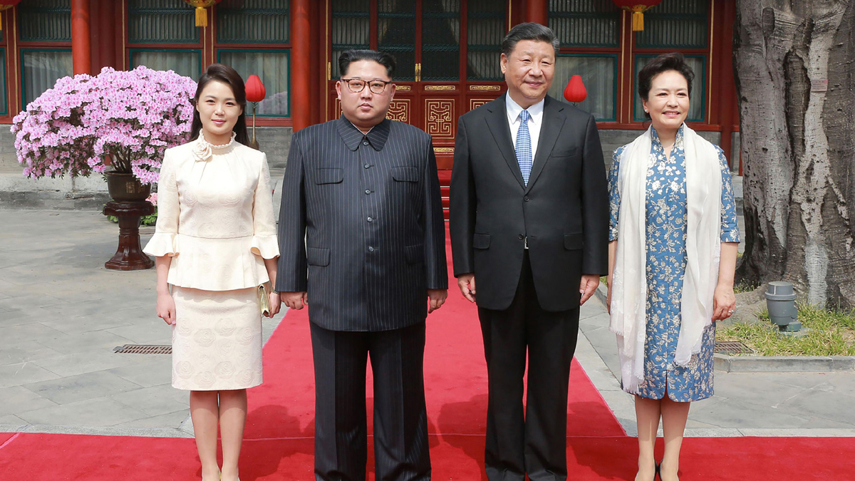 وكالة: رئيس الصين يعتزم تعزيز العلاقات مع كوريا الشمالية