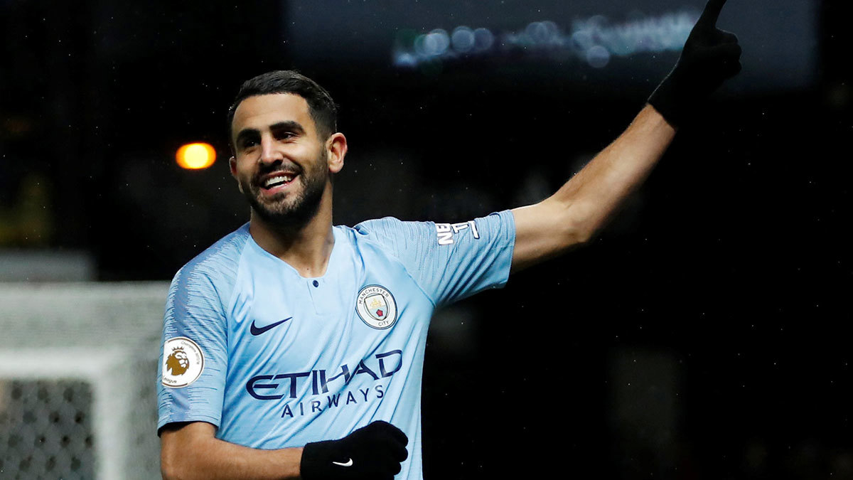 رياض محرز: ما زلت أتأقلم مع مانشستر سيتي.. والمنافسة مع ليفربول أمر كبير