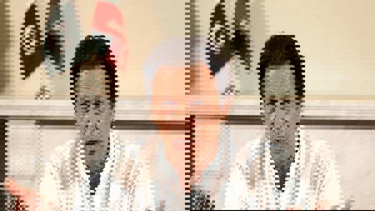 محكمة باكستانية تمدد كفالة عمران خان