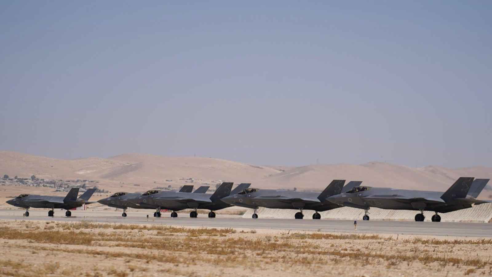 انفجار بقاعدة جوية للجيش الإيراني في تبريز