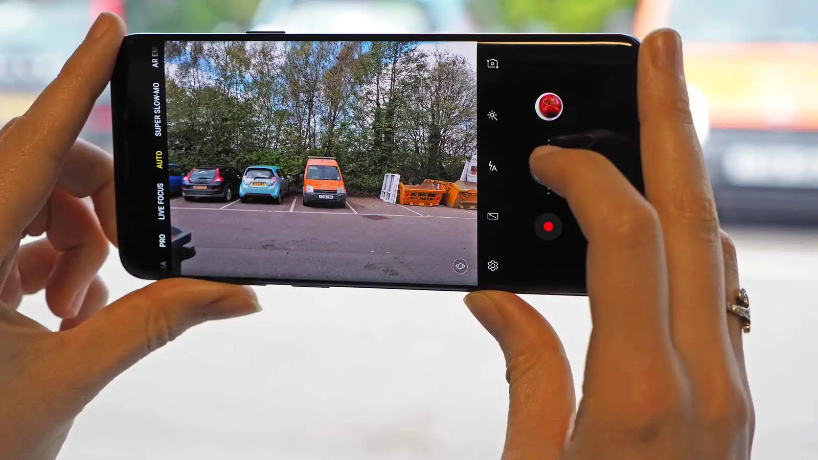 كيف تلتقط الهواتف صورا مذهلة؟