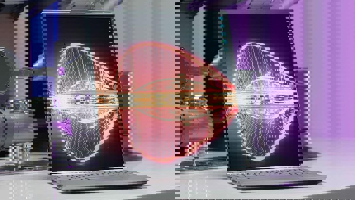 "لينوفو" تكشف عن لابتوب بشاشة قابلة للانزلاق‎‎