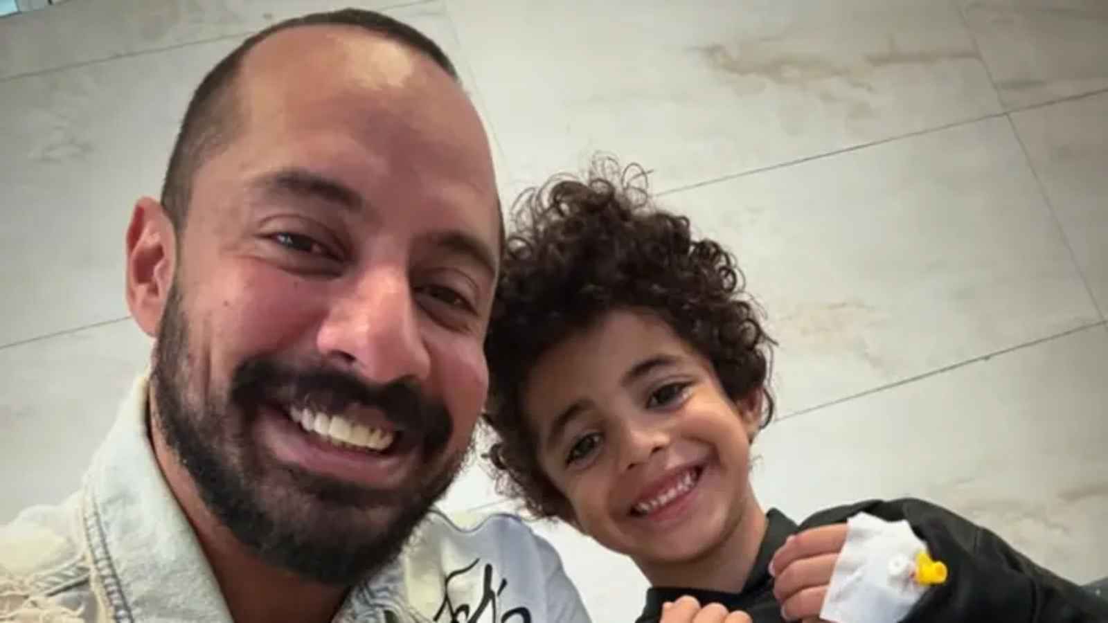 عمرو وهبة يكشف لأول مرة عن تفاصيل مرض نجله