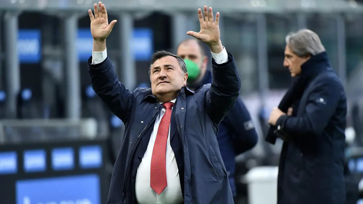 بعد تعرضه لأزمة قلبية.. وفاة باروني المدير العام لفيورنتينا 