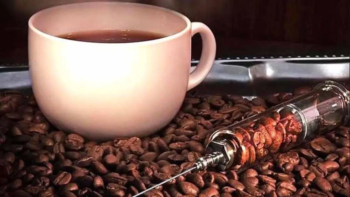 من بينها كثرة التبول.. علامات تنذرك بالحاجة إلى الامتناع عن تناول القهوة والكافيين