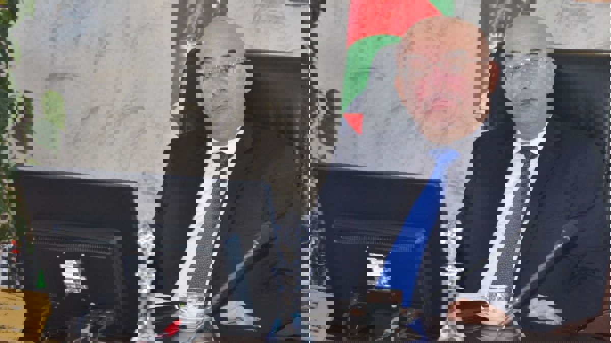 وصف متظاهرين بـ"المرتزقة والمثليين".. عاصفة غضب في الجزائر ضد وزير الداخلية