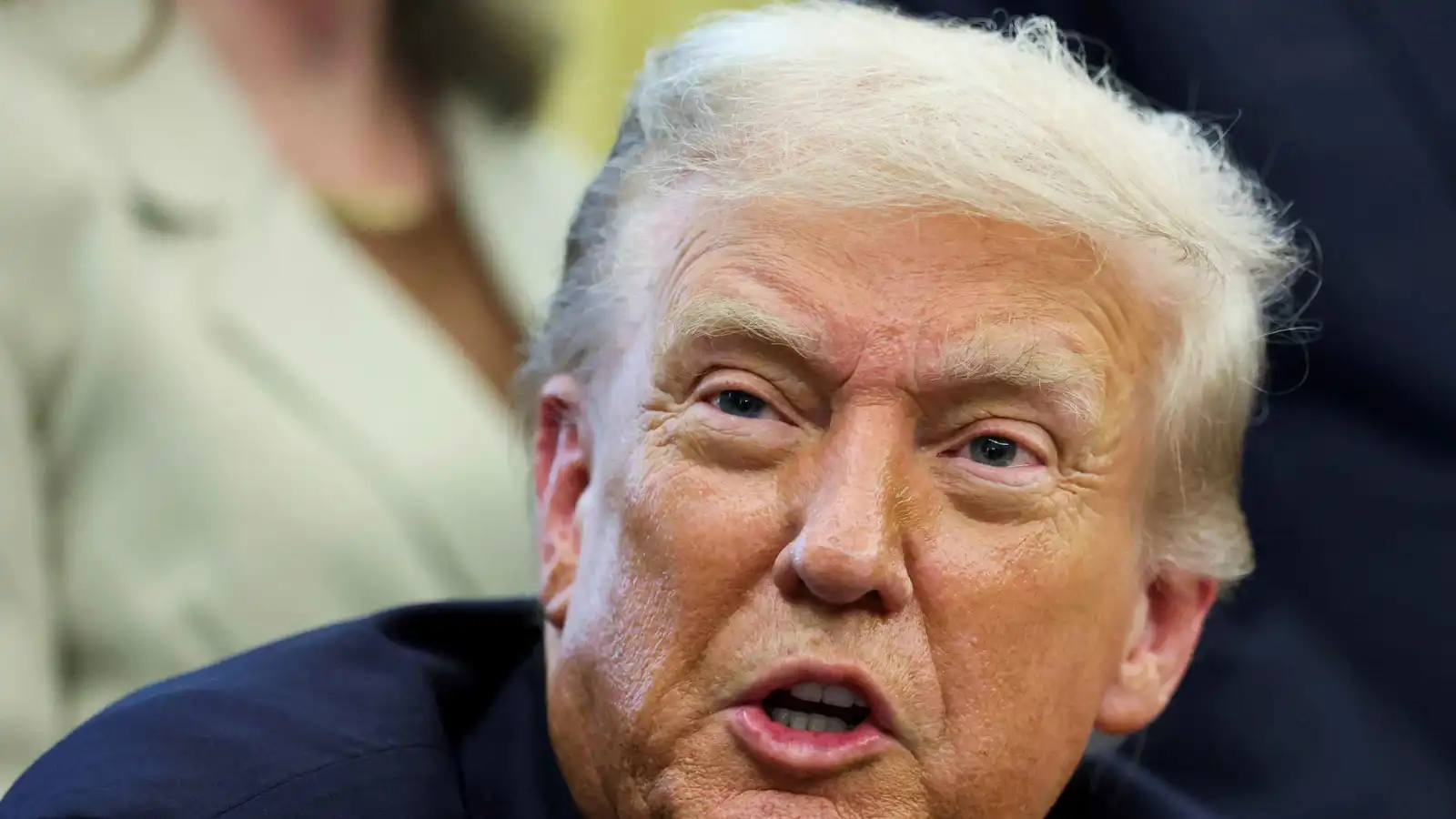 ترامب يعتزم رفع دعوى تشهير بقيمة 15 مليون دولار ضد "نيويورك تايمز"