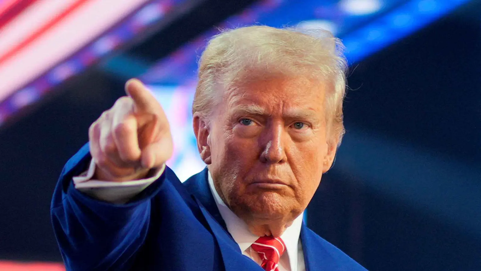 ترامب يبدأ العام الجديد بتحذير أخير لحماس