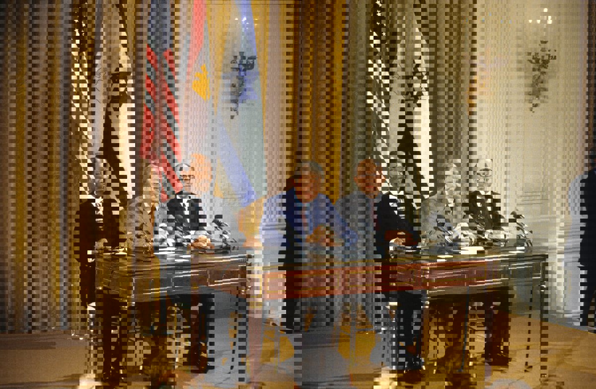 السلام مع إسرائيل!