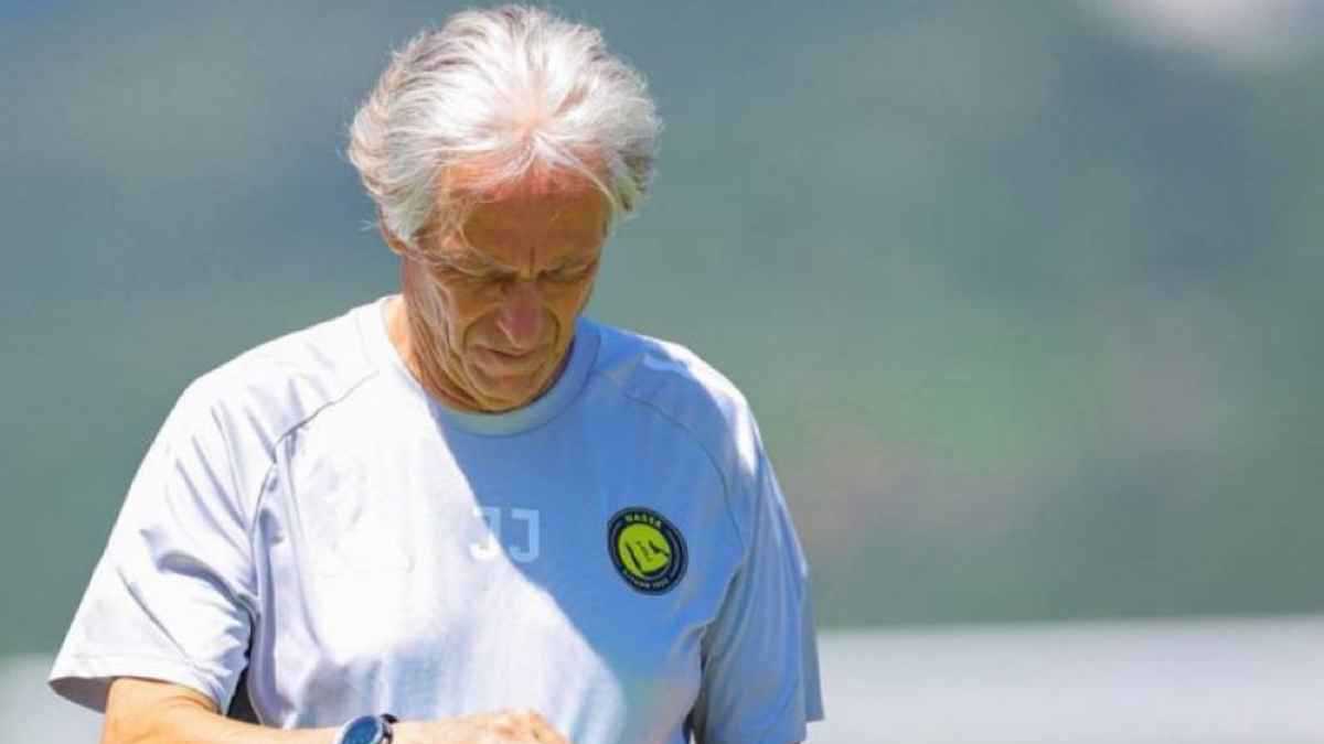 بطلب من جيسوس.. النصر السعودي يفاوض حارس مرمي مانشستر سيتي