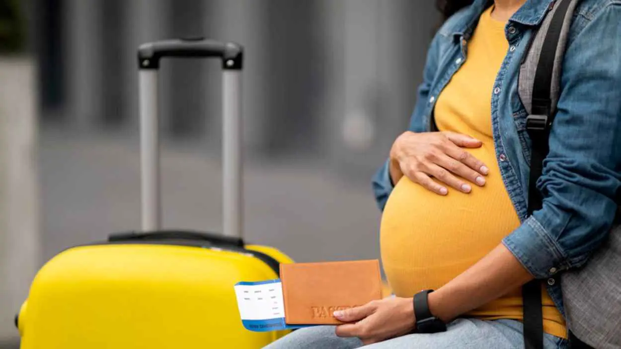 خطوات "آمنة" ينبغي على الحامل اتباعها أثناء السفر جواً