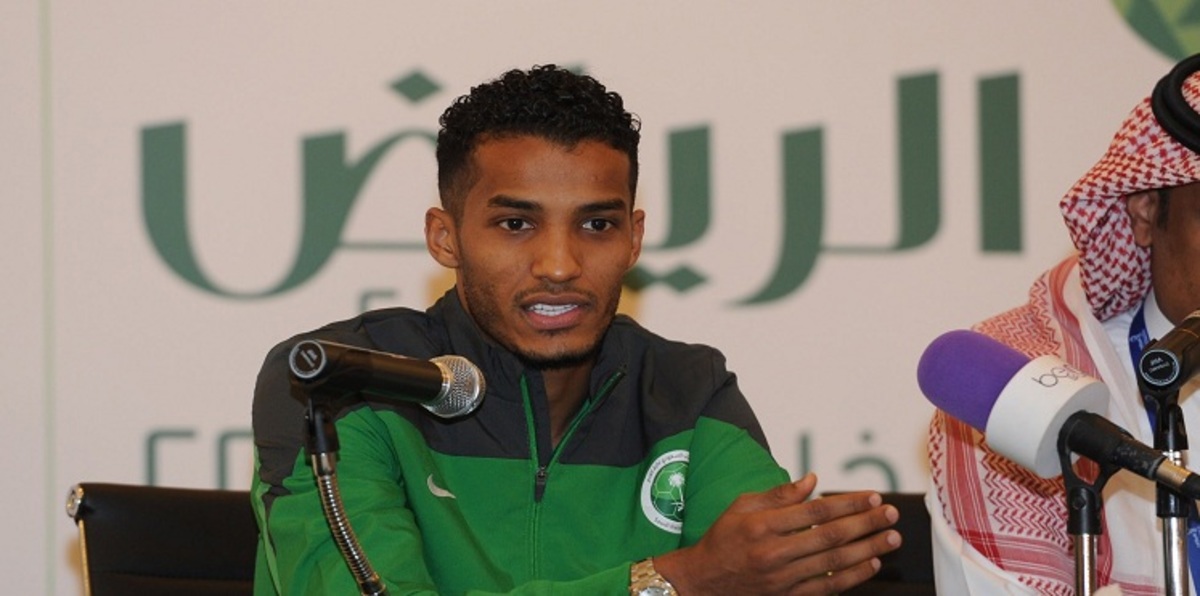 وفاة والد نايف هزازي لاعب النصر السعودي