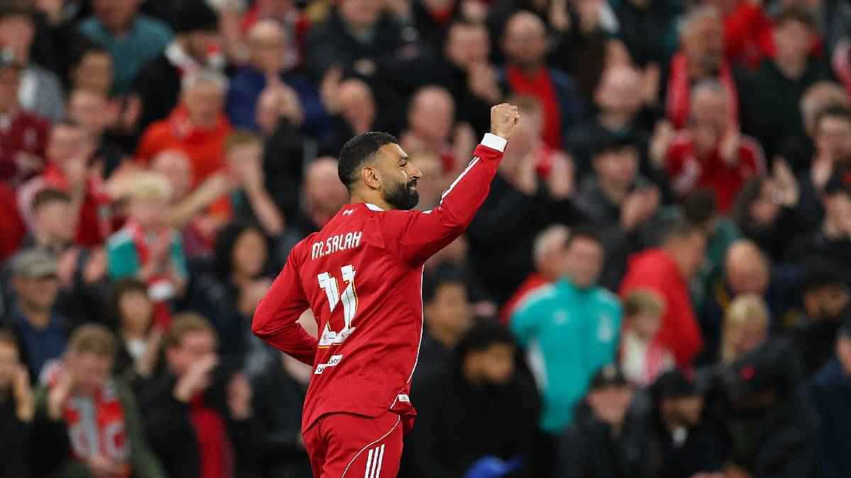 لم يظهر مع وفد ليفربول.. هل قاطع محمد صلاح حفل الكرة الذهبية؟ (فيديو)