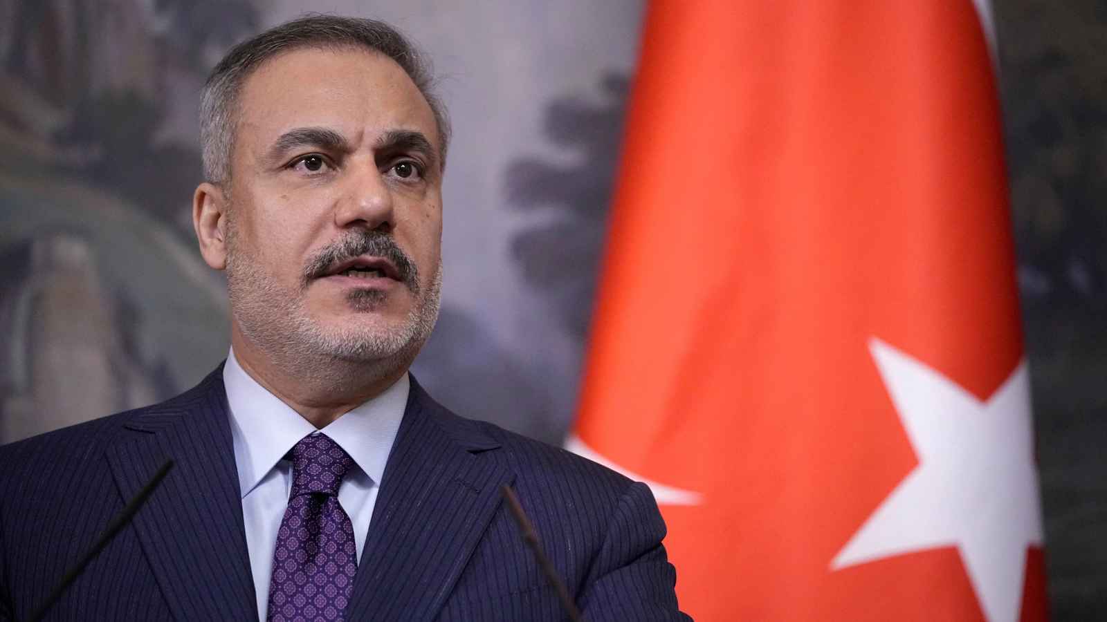 فيدان: روسيا وأوكرانيا تريدان وقفاً لإطلاق النار