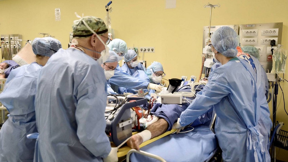 فرنسا .. عدد وفيات "كورونا" يتخطى 24 ألفًا