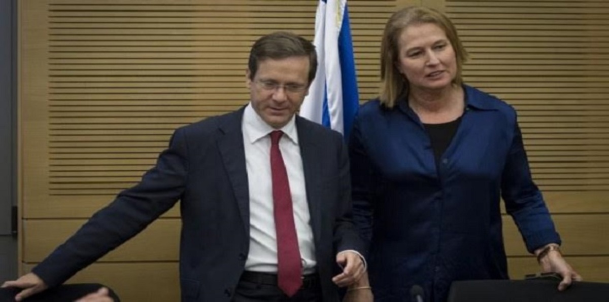 لماذا يثق "المعسكر الصهيوني" المعارض بقرب انتهاء ولاية نتنياهو؟