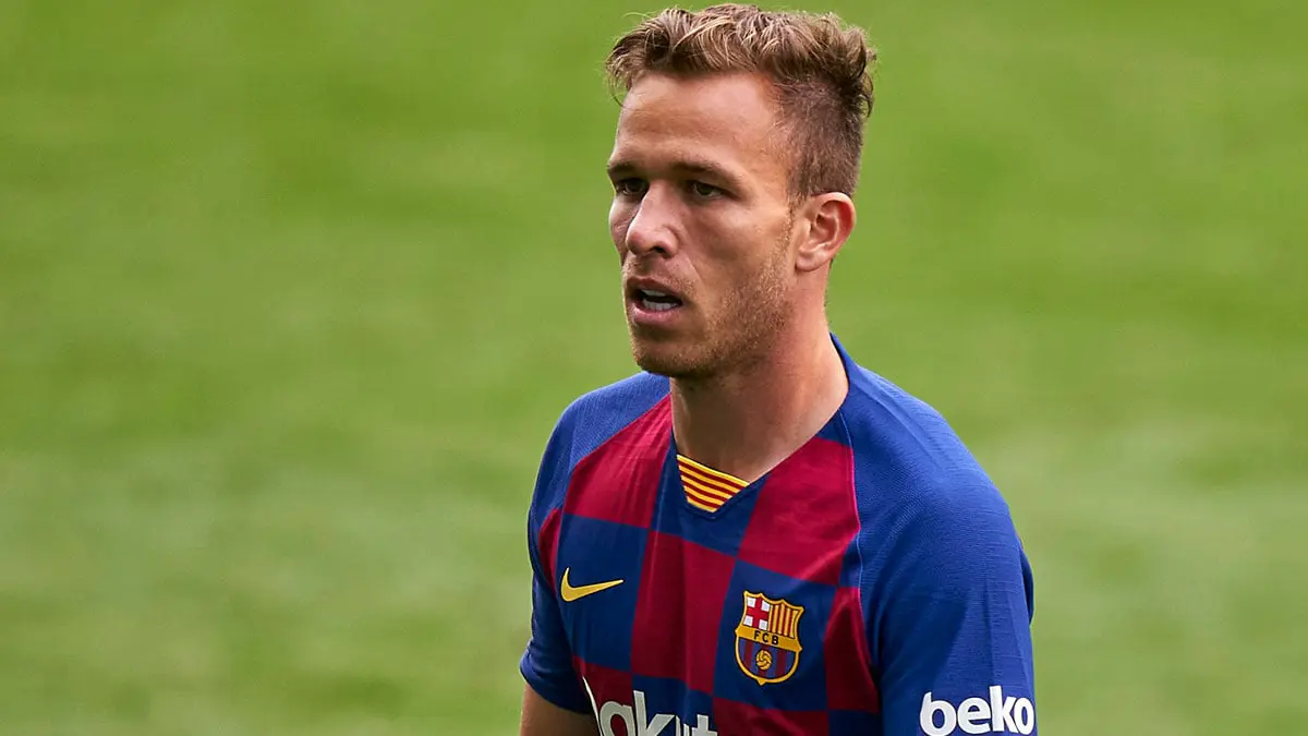 قرار جديد من نادي برشلونة تجاه آرثر ميلو