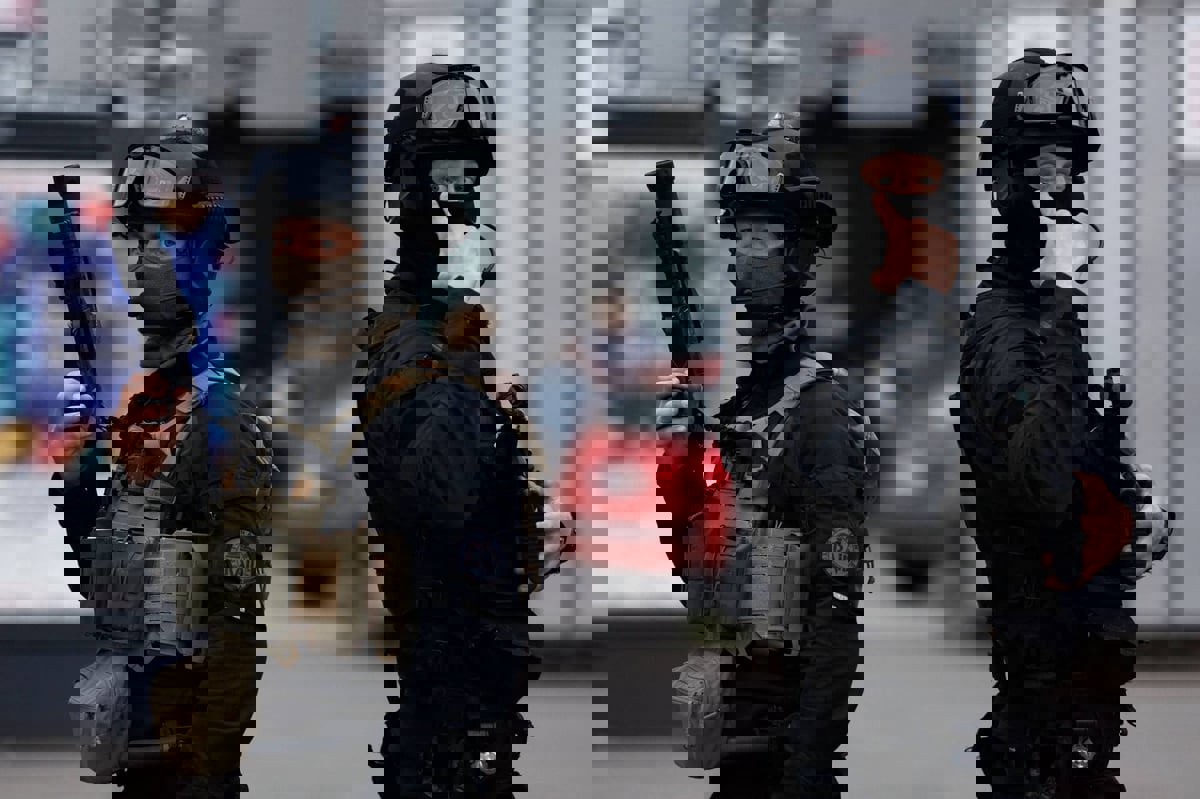 فرنسا.. اعتقال 3 فتيان للاشتباه باغتصابهم فتاة بدافع "معاداة السامية" 