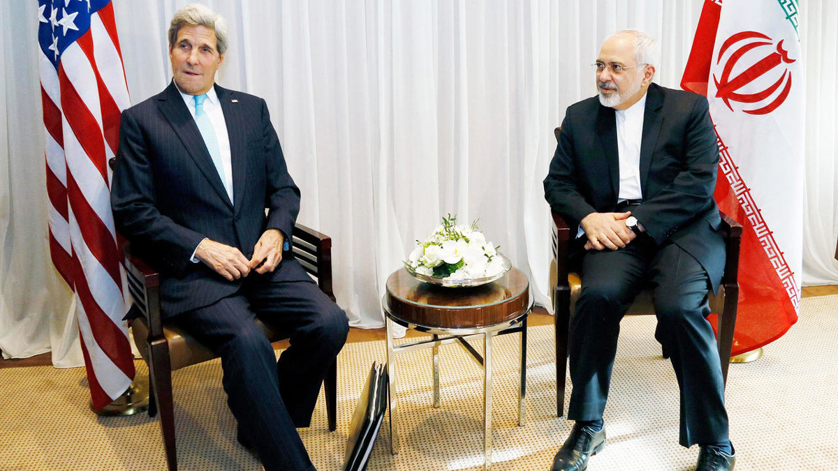 تقرير: نواب أمريكيون يطالبون بإقالة كيري بتهمة "تسريب معلومات سرية" لإيران