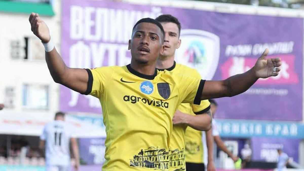 سر حذف مبلغ الصفقة.. أوليكساندريا الأوكراني يرضخ لنادي الزمالك