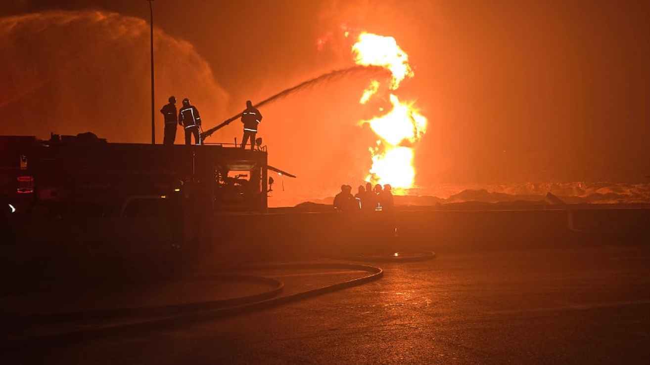 مصر.. حريق في "مدينة 6 أكتوبر" إثر انفجار خط غاز (فيديو)