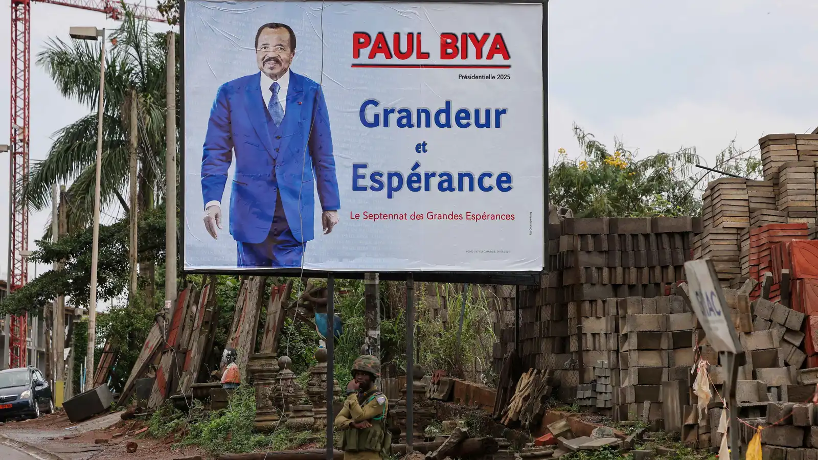 "اللجنة الوطنية للإحصاء" في الكاميرون تعلن فوز بيا بولاية جديدة